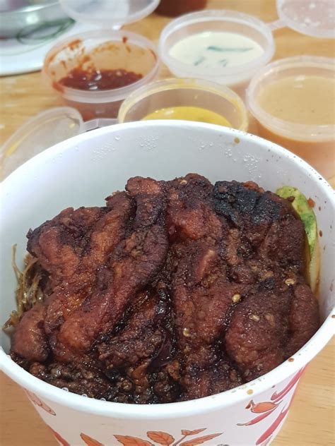 Nasi goreng makanan dan minuman custard laksa wortel tempe gula. 青蛙生活点滴 Froggy's Bits of Life: 鹹蛋雞配椰漿飯 Nasi Lemak Salted ...