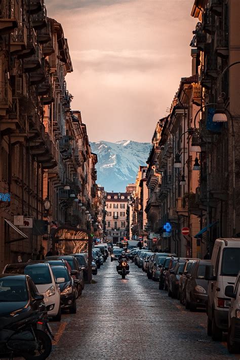 Street in Turin, Italy : CityPorn