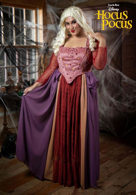 Spirit Halloween Adult Sarah Sanderson Deluxe Hocus Pocus Costume