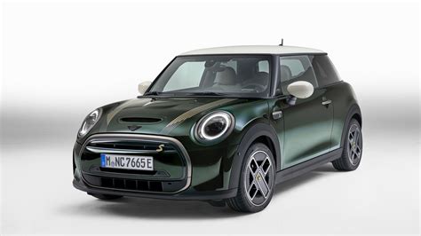 2023 Mini Electric Hardtop Review Pricing Pictures News