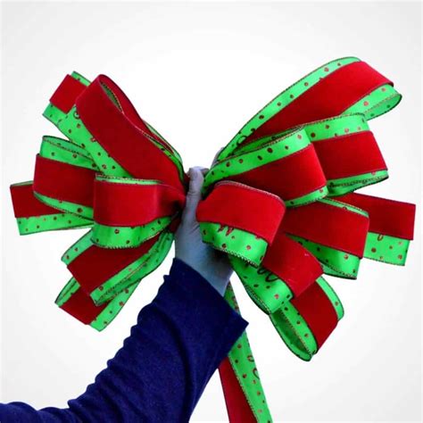 How To Make A Tree Topper Bow