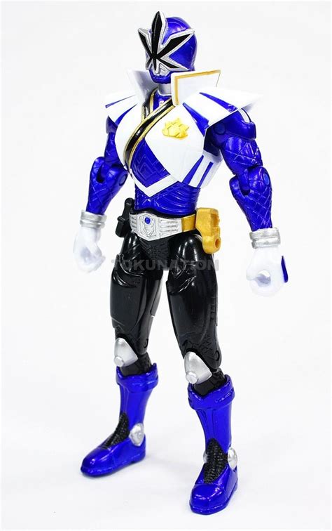 sdcc 12 power rangers final victory figure gallery tokunation
