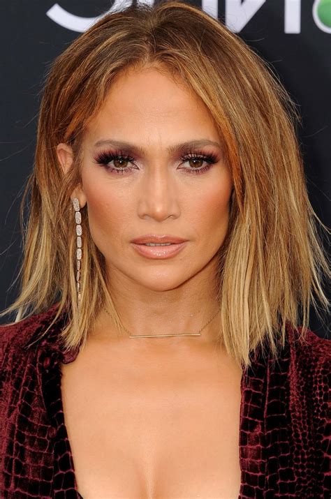 14 Most Iconic Hairstyles For Women Over 40