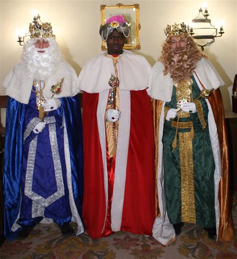 Lista 92 Imagen De Fondo Fotos De Los Tres Reyes Magos Mirada Tensa