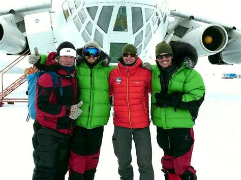 Polar Explorer Robert Swan Begins Trek To South Pole Highlighting