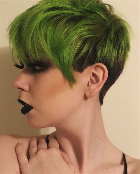 These Gorgeous Haircuts Have Us Ready To Go Short😍 Maddliemellow Made This Pretty Lime Green