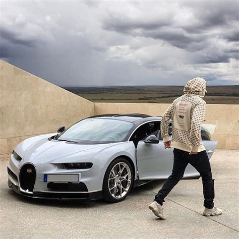 Karim benzema owns bugatti, lamborghini, ferrari, others exotic cars worth £3.5m. Karim Benzema's Bugatti Chiron Has This Awesome Spec ...