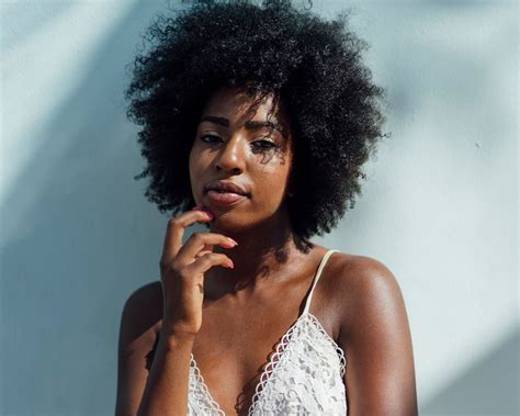 20 natural hair influencers using their platform to make a statement