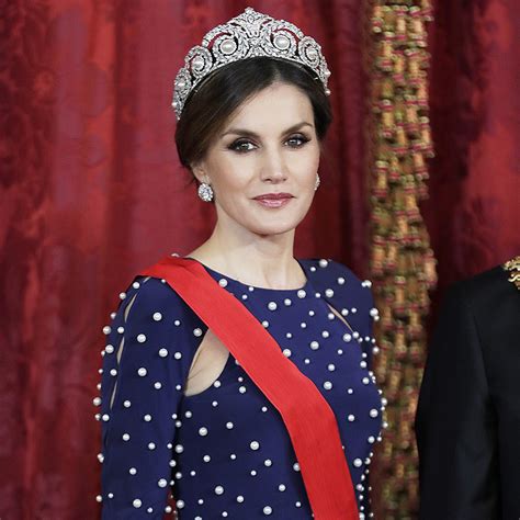 La Reina Letizia Estrena La Tiara De Cartier En La Cena De Gala En