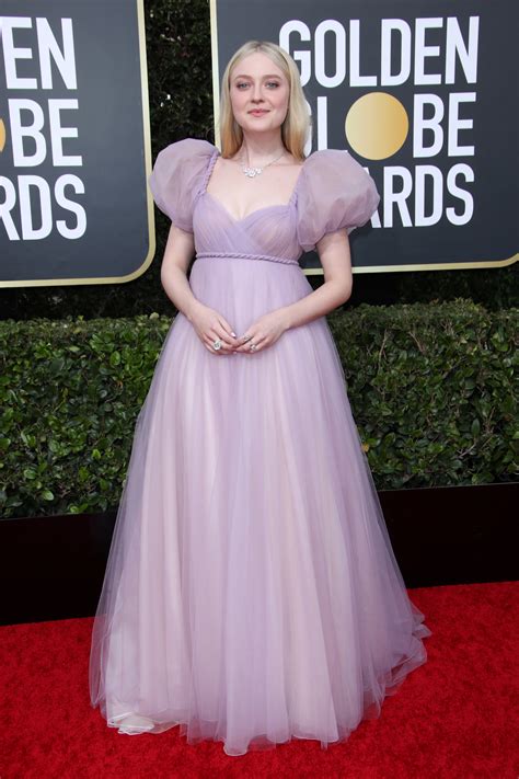 Dakota Fanning 2020 Golden Globes See All The Photos From The Red