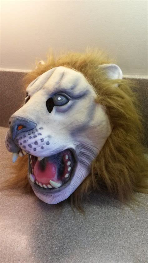 Full Head Rubber Latex Lion Halloween Mask Lifelike Gem