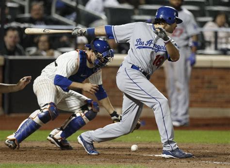 Ethiers Hit Streak Ends At 30 And Mets Topple Dodgers 4 2