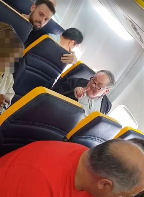 Ryanair Passenger Who Racially Abused Elderly Woman On Flight Named Metro News