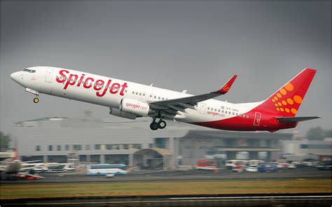 Founded in 2005, spicejet (sg) is headquartered in gurgaon. SpiceJet Aircraft VT-SPU Anise | SpiceJet aircraft VT-SPU ...