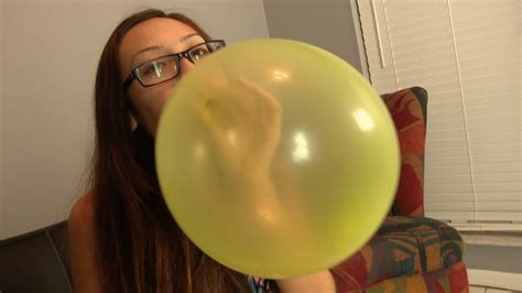 Ginarys Kinky Adventures Kitty Smashs Balloons Mp4