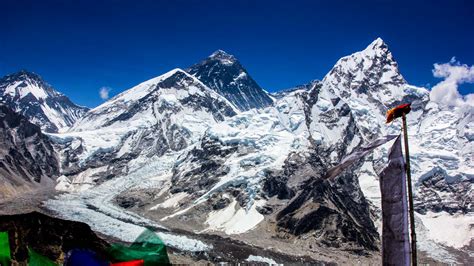 Everything About The Everest Base Camp Trek Honeyguide