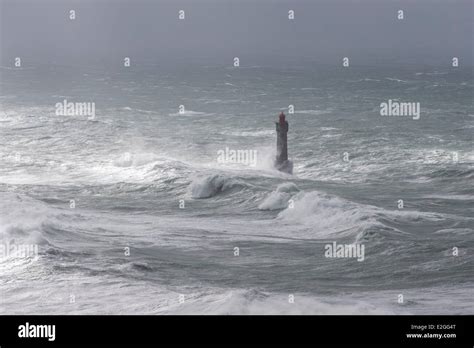 La Jument Lighthouse Hi Res Stock Photography And Images Alamy