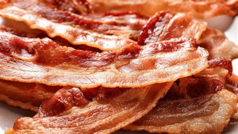 The Biggest Mistakes Everyone Makes When Cooking Bacon Youtube