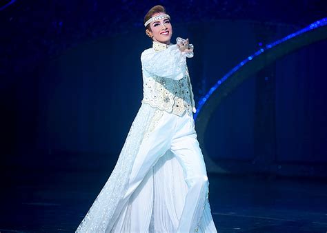 明日海りお(みりお)の魅力・性格が気になる・宝塚時代のエピソード(昔)テレビ出演・舞台の予定は？ 2021/4/13 2021/4/14 トレンド・芸能人・ニュース, 宝塚 2019年の宝塚歌劇を振り返る - 感情の揺れ方