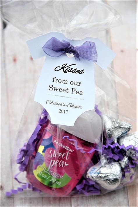 31 Baby Shower Favors That Your Guests Will Love Mrs To Be