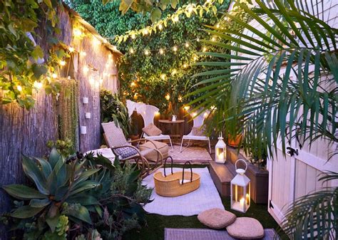 8 Cute Small Gardens And Outdoor Spaces Photos Architectural Digest