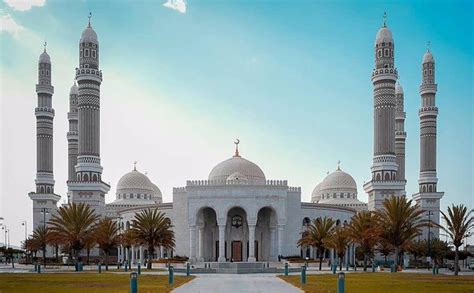 تفاصل بناء جامع الصالح اكبر مساجد الجمهورية اليمنية العقارية كوم