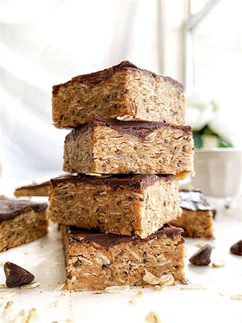 Healthy No Bake Peanut Butter Oatmeal Protein Bars Are Packed With