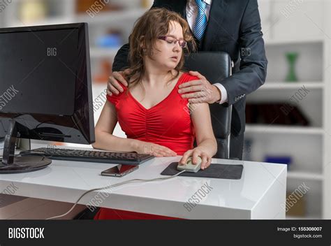 Ofiste Patron Sekreter Kiz Pornosu Ru