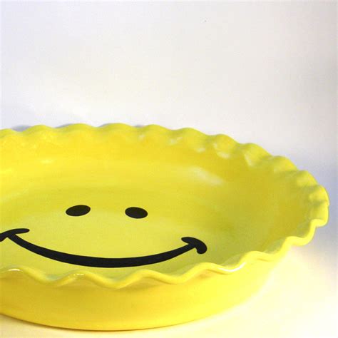 Smiley Face Pie Plate Happy Face Pie Plate Ceramic Pie Dish Etsy Uk