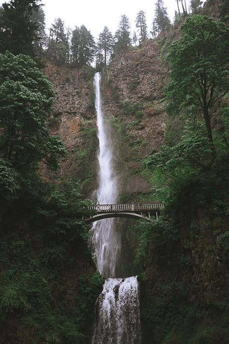 A Complete Guide To Visiting Multnomah Falls In Oregon The Len Parent