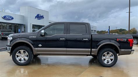 Ford F150 King Ranch Tires