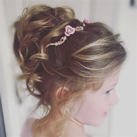 28 Flower Hairstyles For Weddings Hairstyle Catalog