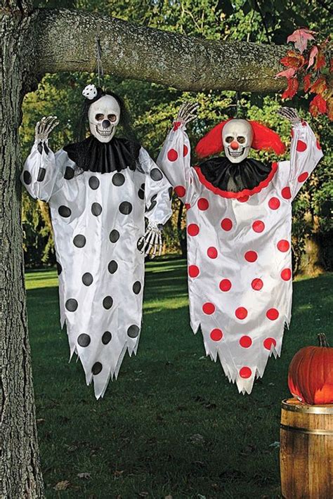 Hanging Clown Halloween Decor Ideas Homemydesign