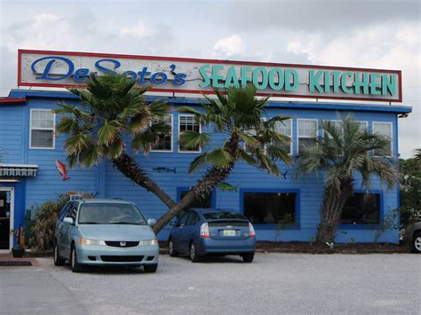 One of the BEST places to eat in Gulf Shores! | Favorite Places
