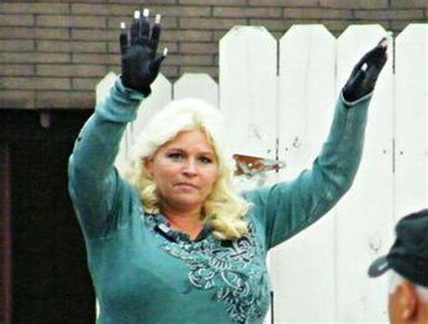 Arrest Warrant Issued For Dog The Bounty Hunters Wife Reality Stars