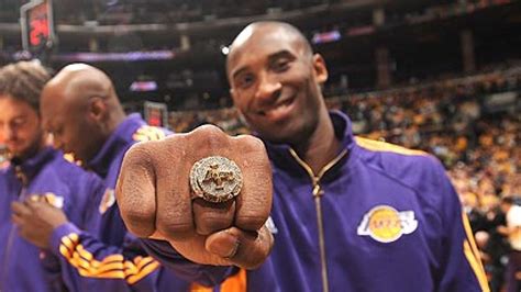 Duplicate Of Kobes 2000 Lakers Championship Ring Goes For 175k At