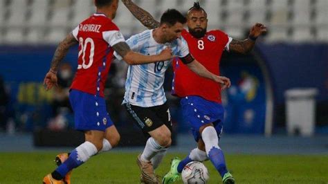 Argentina vs chile is underway. HASIL Copa America Argentina vs Chile, Gol Lionel Messi ...