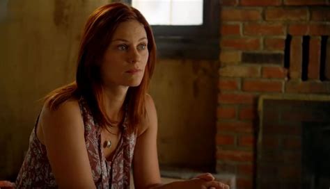 she played ‘tess on smallville see cassidy freeman now at 40 ned hardy