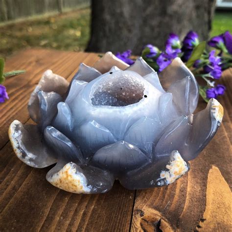 And if you know of a great metaphysical store we. Druzy Geode Agate Lotus Statue Crystal Lotus Flower ...