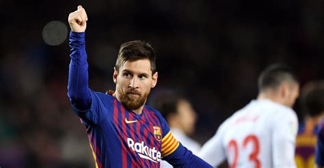 Lionel Messi Says He Is Staying With Barcelona This Season