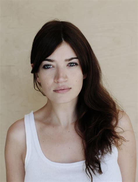 Classify German Actress Anna Bederke