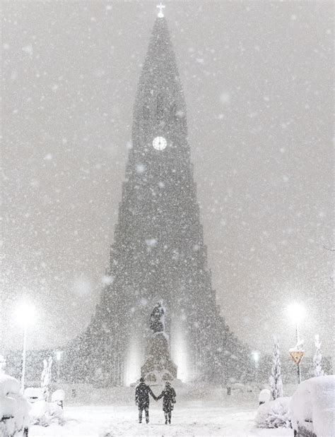 Incredible Photos Of The Record Breaking Snowfall Night In Reykjavik