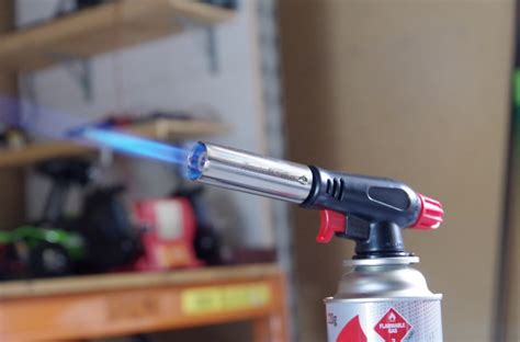 How To Use A Butane Torch · The Wow Decor