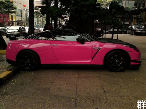 Overkill Pink Nissan Gt R Gtspirit