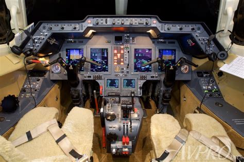 Hawker 900xp Flight Deck Aeroclassifieds