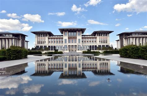 .orman genel müdürlüğüne ait olan bir arazi üzerine cumhurbaşkanlığı külliyesi inşa edilmiştir dedi. T.C.CUMHURBAŞKANLIĞI : Cumhurbaşkanlığı Külliyesi İdari ...