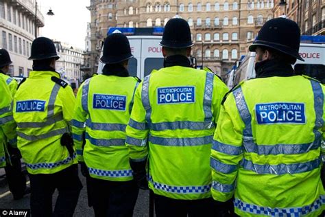 162 city road, london, ec1v 2pd. Police officers at lowest level since 2002 | Daily Mail Online