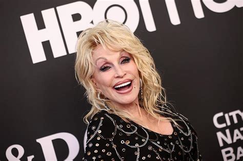 Dolly Parton And Husband Carl Dean Share Warped Sense Of Humor