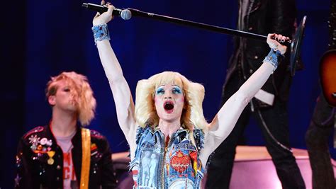 Neil Patrick Harris Leaving Hedwig And The Angry Inch Cbs News