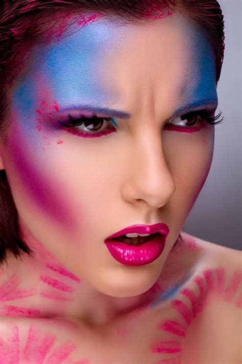 Makeup Artist Creates Amazing Tranformations